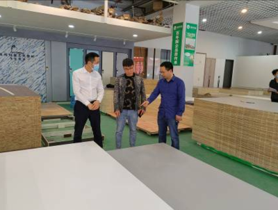 重慶市云陽縣市場監管局全面啟動家具用人造板專項整治工作