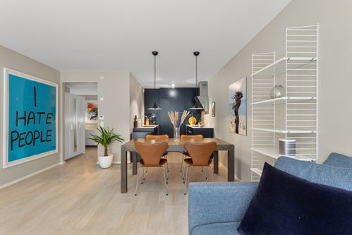 現(xiàn)代簡約室內裝飾裝修圖片 廣告素材 下載至來源處